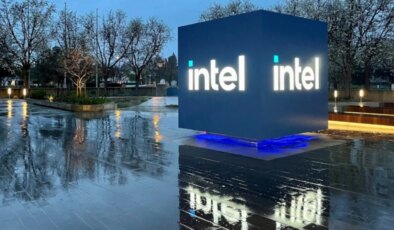 Intel’in hissedarları şirketi mahkemeye verdi